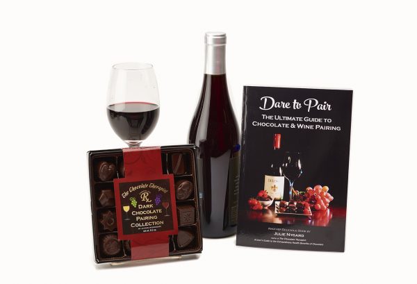 Chocolate and wine pairing gift set for 2 with book and chocolate